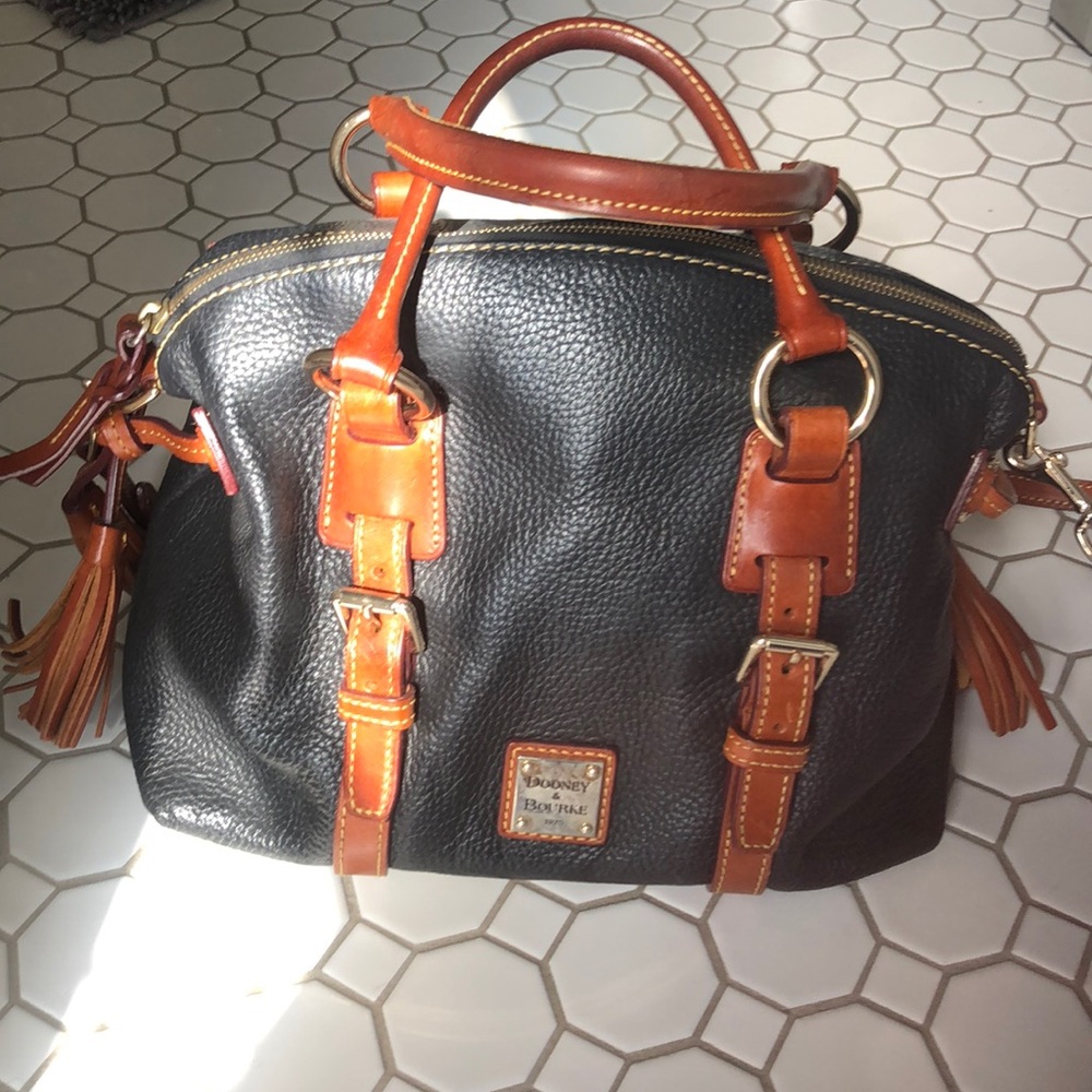 Dooney & Bourke black satchel